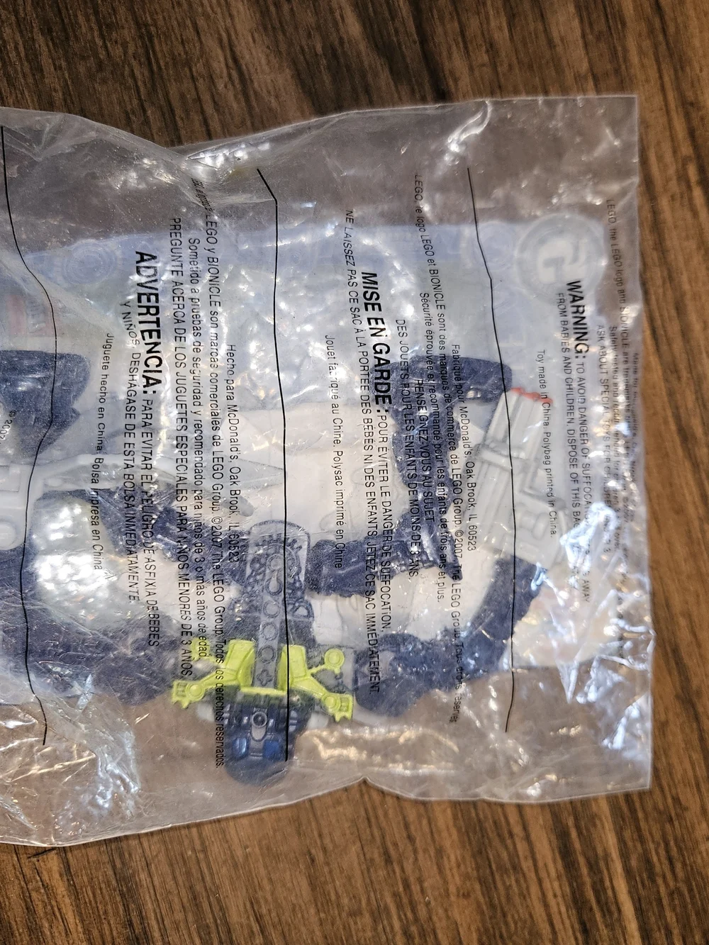 McDonald's Happy Meal 2007 Lego Navy Blue and White Bionicle-style Figure
